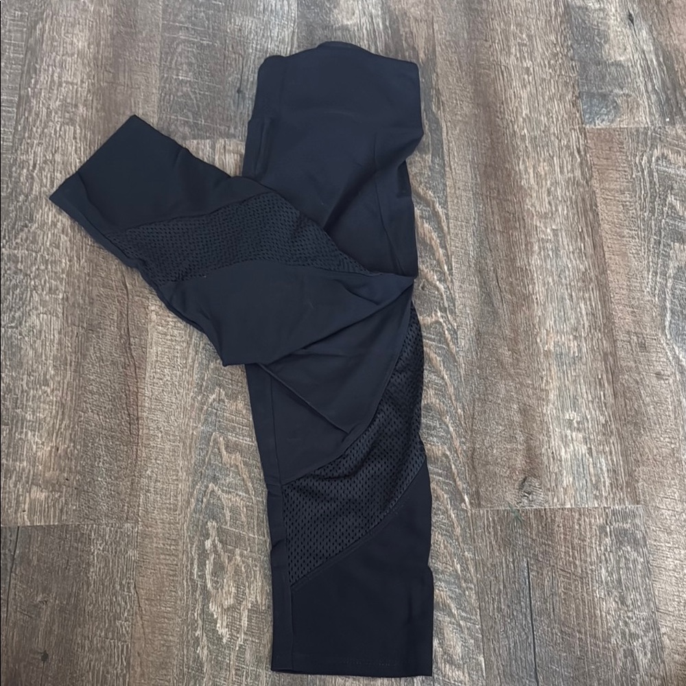 Black Mesh crop Leggings